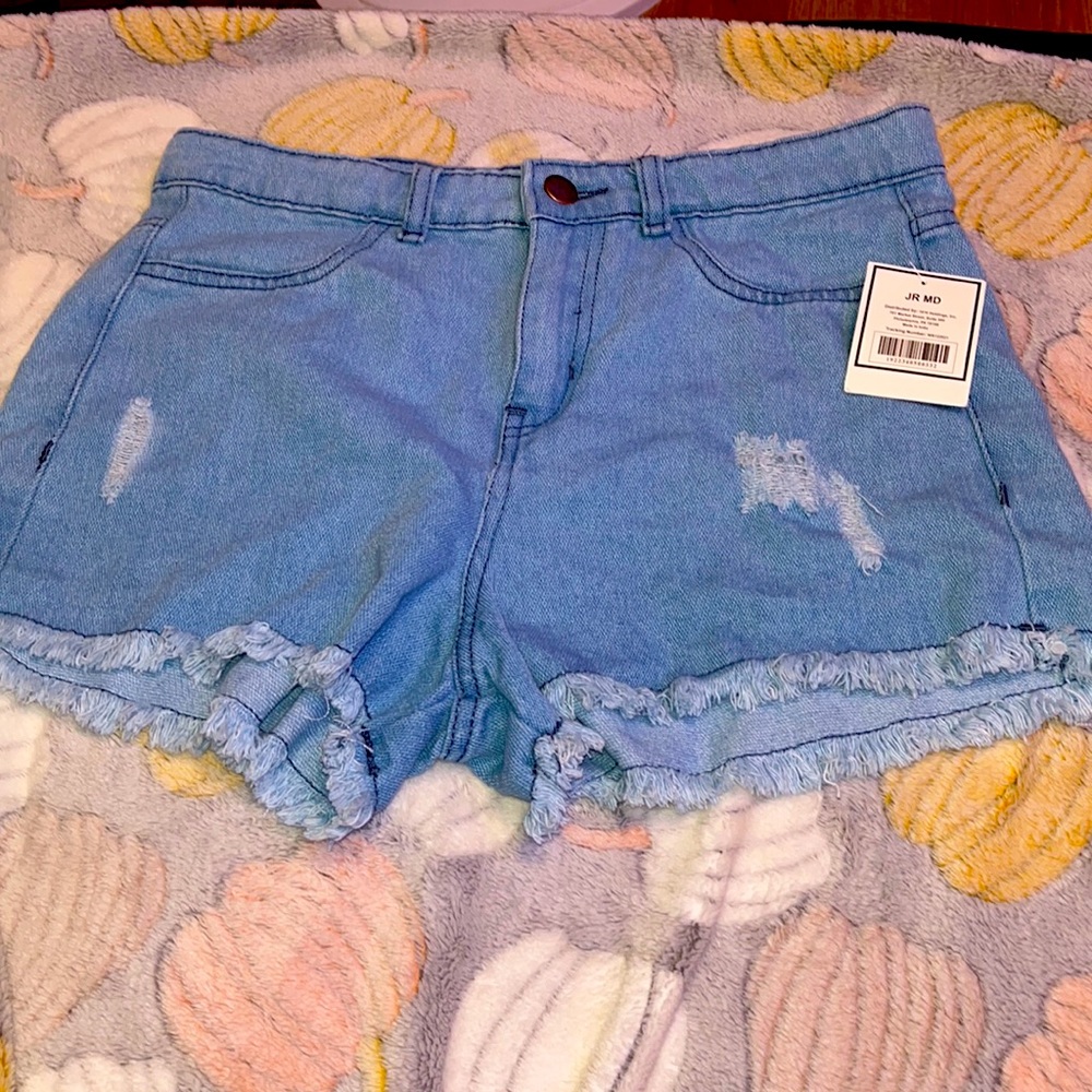 Blu denim shorts